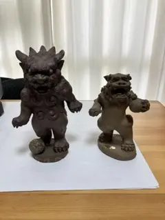 琉球　沖縄　壺屋焼　立ちシーサー二体　ヤチムン　やちむん 南工房】四ツ足シーサー 黒 [やちむん] | 【琉球ガラス】と