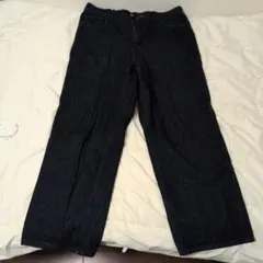 ユニクロ ワイドストレートデニムパンツ