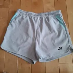 YONEX ハーフパンツ ライトグレー　Mサイズ