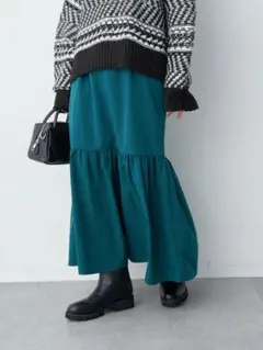 アースミュージックアンドエコロジー　ギャザー切替ボリュームスカート　ギャザー