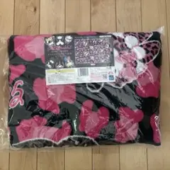 サンリオキャラクターズ ギャルらび 大きな毛布 ブランケット ブラックピンク