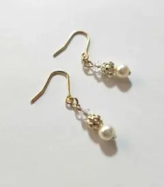 【206】小さなピアス(パール)