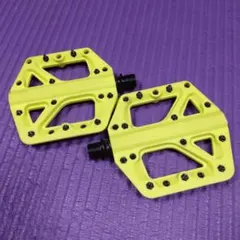 Crankbrothers Stamp 1 フラットペダル イエローのサムネイル