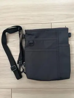 Item thumbnail for item ad8cbbe8-dee2-41fa-a6db-1bc041c4e887