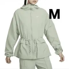 Nike フード付きライトグリーンジャケット M