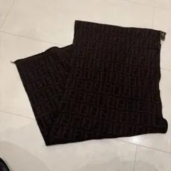 fendiマフラー