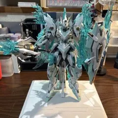 TITAN GREATSWORD TRISTAN 1/144 本体のサムネイル
