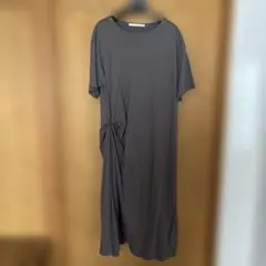 MELROSE CLAIRE 半袖ロングワンピース ダークグレーのサムネイル
