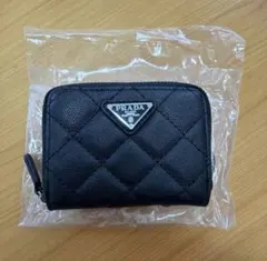 新品未使用】希少 PRADA ノベルティコインケース - メルカリ