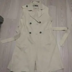 ザラ　スエードライクジレS　ベージュ