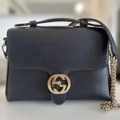 GUCCI インターロッキングG ショルダーバッグ 黒のサムネイル