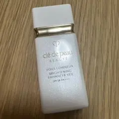 クレ・ド・ポーボーテ　ヴォワールルミヌ　化粧下地cledepeau beaute