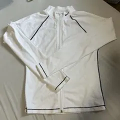 ナイキ ラッシュガード