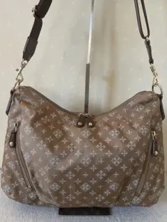 《ラシット》　ショルダーバッグ　トートバッグ　斜めがけ