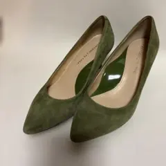 美品　オリーブグリーン スエード パンプス 23.5cm