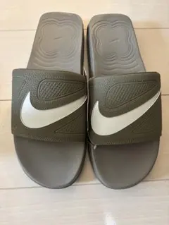 新品未使用NIKE AIR MAX CIRRO SLIDEサンダル カーキ 27 - メルカリ