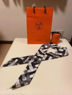 美品】保存箱付き HERMES ツイリー ボルデュック モノトーン - メルカリ