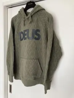DEUS オリーブグリーン フード付きパーカーのサムネイル