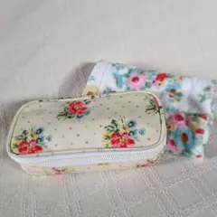Cath Kidston フラワーポーチ&タオルハンカチ
