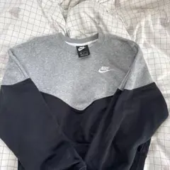 Nike グレー ブラック トレーナー Mサイズ