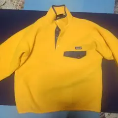 patagonia フリースジャケット イエロー