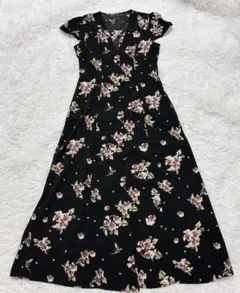 【美品】ZARA ザラ　ロングワンピース　花柄　総柄　L〜LLのサムネイル