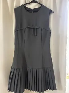 SHEIN ノースリーブ ミニワンピース プリーツ グレーのサムネイル