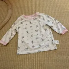 ユニクロ　ベビー　ピーターラビット長袖パジャマ90サイズ　トップスのみ