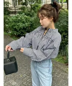 Item thumbnail for item ef7616e4-0d60-4351-a26c-ce21ccae724d