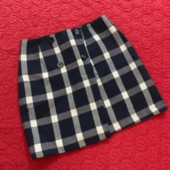 (ベトナム製)ネイビーとホワイトのチェック柄タイトスカート