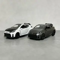 マジョレット K-SPECIAL 2　トヨタ ヤリス　白/グレーのサムネイル