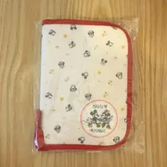 【新品未開封】ミッキー　ミニー マルチケース 母子手帳ケース　ディズニー　診察券のサムネイル
