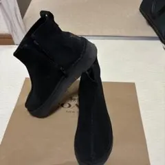 ブラックスエードシューズ　CLARKS