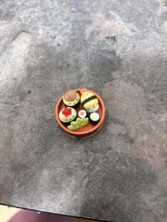 Item thumbnail for item e82a165b-e738-4ff6-a8b1-58c3ba51851c