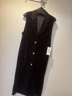 Item thumbnail for item 27a22819-1ac5-400b-83fc-56270bbc63c6