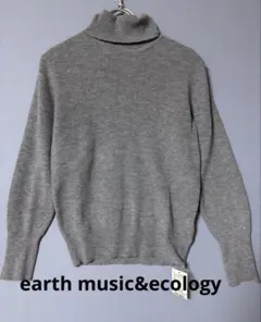 未使用earth music&ecology 袖スリット金ボタン付タートルニット