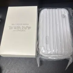 Mrs. GREEN APPLE The White Lounge ポーチ
