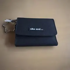niko and ... ブラック三つ折り財布