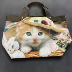 パネル猫 子猫柄　可愛い 綺麗な猫ちゃん トートバッグ　実写　ネコバッグ　鞄のサムネイル