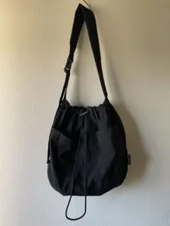 ブラック ショルダーバッグ　アルトローズ