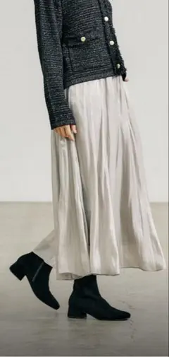 GLOBAL WORKエアリーリラックスシャイニースカート