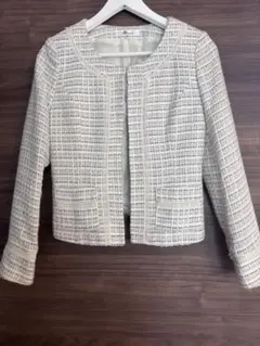 & by P&D ツイードノーカラージャケット ホワイトライトグレー サイズ38