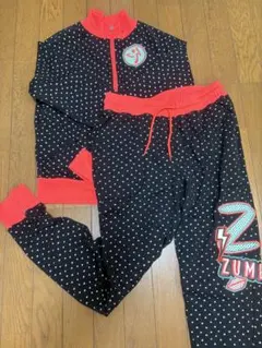 正規品　ZUMBA ズンバウェア セットアップ　星柄 レッド ブラック　M、Ｓのサムネイル