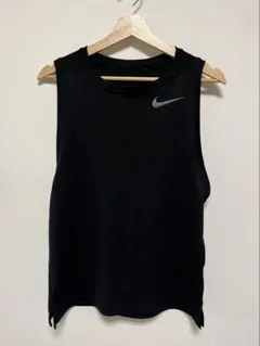 NIKE ノースリーブ トレーニングシャツ ブラック サイズMのサムネイル