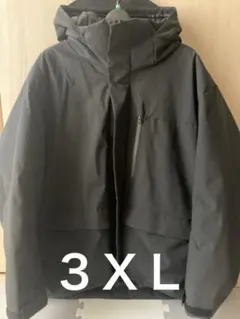 け*ん様 UNIQLO MENS ハイブリッド　ダウン　アウターウエア　サイズ３