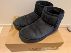 UGG W CLASSIC MINI 5854 ブラック 24cm　箱付きのサムネイル