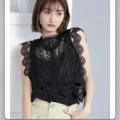 レース編み　ノースリーブ　クロップトップのサムネイル