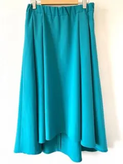 フレアスカート　ガリャルダガランテ　ミモレ丈　グリーン