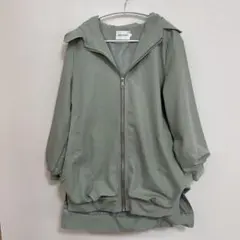 フルジップ フード付き マウンテンパーカー グリーン　Lサイズ程度