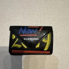 【✨希少品✨】バレンシアガ グラフィティ 三つ折り財布 ブラックのサムネイル